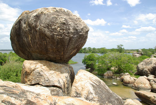 Der Pottuvil Point nördlich der Arugam Bay